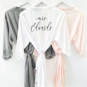 aloha sunshine designs, bridesmaid robes, bride robes, personalized bridesmaid robes